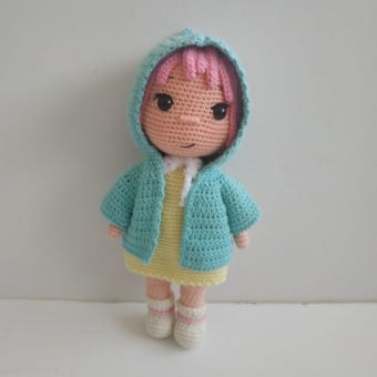 Amigurumi Kapşonlu Bebek